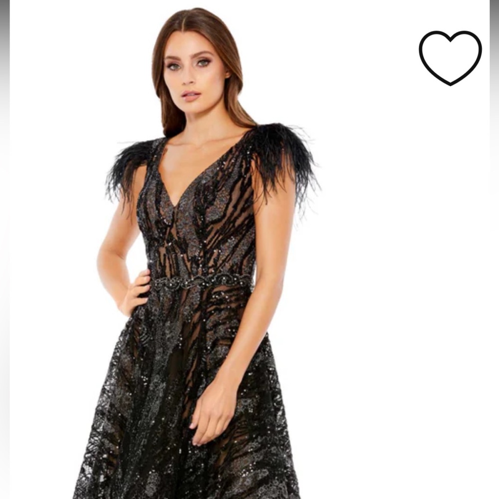 NWT Mac Duggal EMBELLISHED FEATHER CAP SLEEVE DRESS